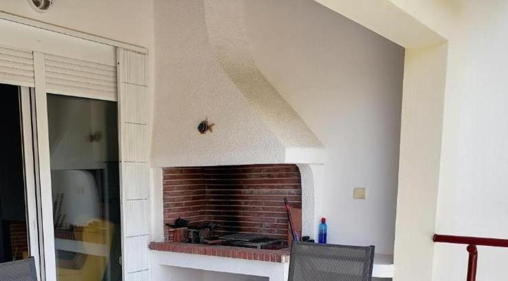 Beach N Fun Bbq Fireplace Saronida Eksteriør bilde